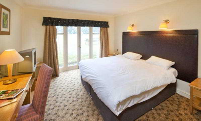St Leonards Hotel By Greene King Inns 圣伦纳兹 外观 照片